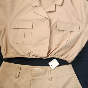 Cute Khaki shorts two piece